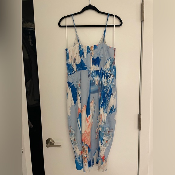 Chelsea28 size 10 Print Faux Wrap Dress Blue Watercolor Floral - Picture 2 of 4